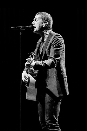 Rob Thomas