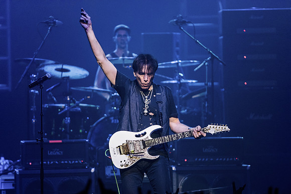 Steve Vai